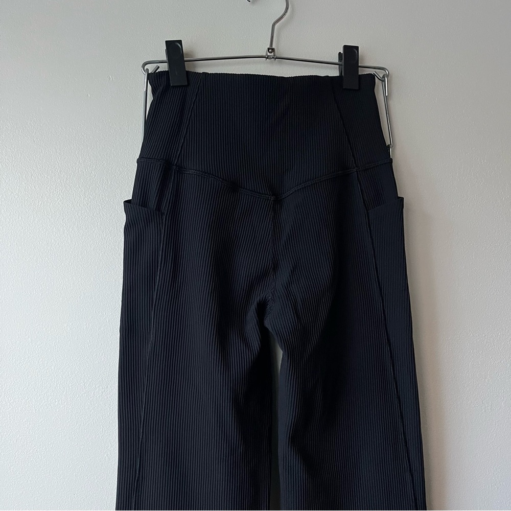 ATHLETA Salutation Stash Rib Flare Leggings - Picture 8 of 12